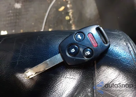 2011 Honda Accord 2.4 Ex-L z USA, uszkodzony, nr VIN 1HGCS1B80BA004208